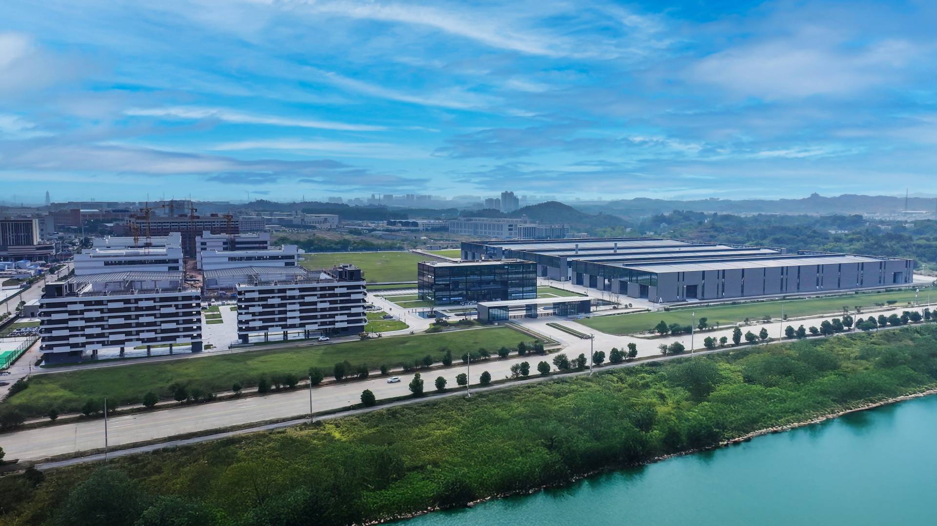 方大江西智造榮獲2025年江西省“專精特新”中小企業(yè)認(rèn)定